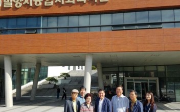 어르신정보화교실 송산서원 남생모 추석 선물 전달 이미지